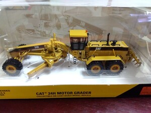 Caterpillarキャタピラー 24H モーターグレーダー ノースコット 1/50 中古品 