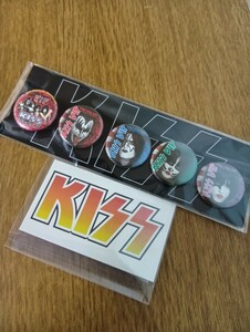 新品未開封★KISS ★キッス★JAPAN TOUR 2015 VIP 缶バッジ・ステッカー