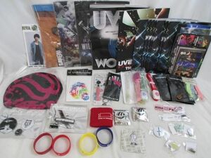 【同梱可】中古品 BUMP OF CHICKEN UVERworld 他 会報 ファイル バングル 缶バッジ ピンバッジ 等 グッズセット