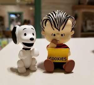 ウルトラディテールフィギュア UDF PEANUTS 50’s スヌーピー & ライナス メディコムトイ medicomtoy SNOOPY LINUS