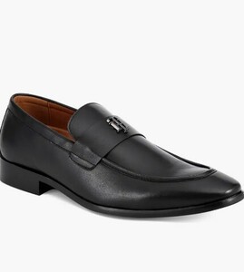 日本未発売　Tommy Hilfiger トミーヒルフィガー Sawlin Loafer　高級ローファー　　靴　本物をお届け！