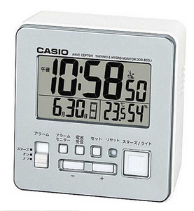  新品◇CASIO カシオ デジタル電波置時計　DQD-805J-8JF　温湿度計付　シルバー（電池付き）