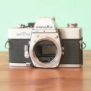 [美品]完動品◎ミノルタ SRT101 ボディ フィルムカメラ #887