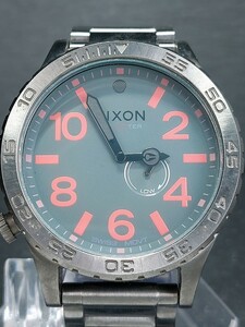 美品 NIXON ニクソン THE 51-30 アナログ クォーツ 腕時計 ブラック レッド ビッグフェイス メタルベルト ステンレス スモールセコンド