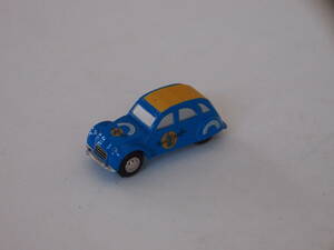 Schuco Piccolo-Set 1/90 PENATEN CREAM CITROEN 2CV　Art.Nr.01526 (クリーム缶入り)レア物