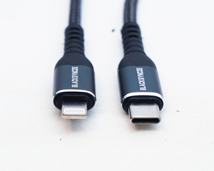 BLACKSYNCZE　USB-C Lightningケーブル 2M