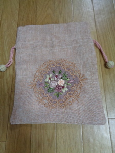 可愛い刺繍の手提げ袋　　横１９ｃｍｘ縦２５ｃｍ