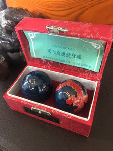 【中国古老的高級健身球】快音身体　土産品保管品　手の中【23/04 TY-7G】