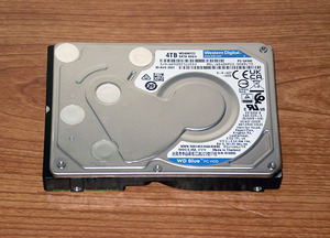 ★ 4TB ★ Western Digital 【 WD40NPZZ 】15mm厚　稼働少なめ ★5DV