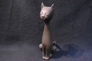 ●真鍮/猫/銅/ネコ/アジアン/インテリア/珍品/雑貨/ハンドメイド/動物/オブジェ/一点物/コレクション/希少/手彫り/お洒落/検）唐銅/UYV2819