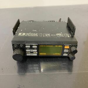 NL035.型番：IC-28 .0501.ICOM 無線機 .144MHz FMトランシーバー .FM TRANSCEIVER .部品取り.ジャンク