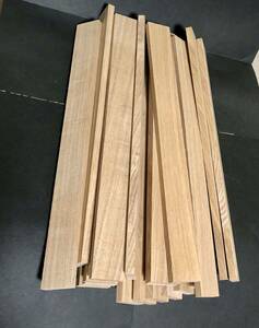 天然木タモ材21本セット300×30×8端材 木材 素材　工作　工芸　貼り付け　日曜大工　ハンドクラフト