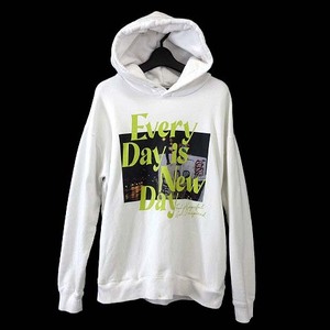 アズールバイマウジー AZUL by moussy パーカー フーディ フードパーカ スウエット EVERYDAY IS NEWDAY HOODIE 長袖 M 白 ホワイト