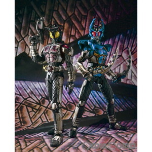 【中古】[FIG] S.I.C. VOL.53 仮面ライダーダークカブト&仮面ライダーガタック 仮面ライダーカブト 完成品 可動フィギュア バンダイ(611660