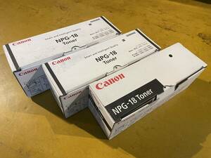 ★【新品未使用】CANON　キャノン　NPG-18　純正　トナー　ブラック　３個セット★