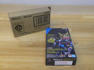 098-Z93) 中古品 仮面ライダーギーツ 仮面ライダーナーゴ フィーバービートフォーム S.H.Figuarts フィギュア 輸送箱 バンダイ