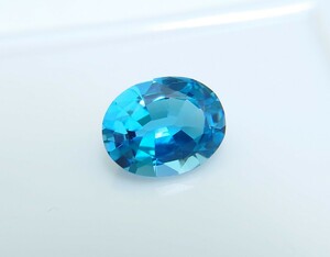 極美品！　ブルートパーズ　2.88ct ルース（LA-6822）