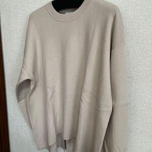 ☆PLSTプラステ☆クルーネックバックスリットニット☆ベージュ☆