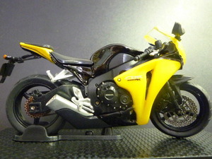 1/24 ホンダ　CBR1000RR HONDA　CBR 1000 RR 2008 完成品