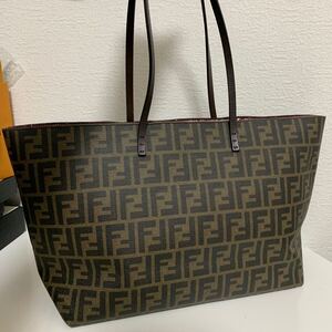 良品　FENDI フェンディ ズッカ柄 PVC レザー トートバッグ ブラウン系 