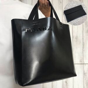 極美品/A4●プラダ PRADA トートバッグ ハンドバッグ レザー 本革 メンズ ビジネス 大容量 レザー 本革 黒 ブラック ロゴ型抜き ポーチ