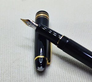 万年筆 MONTBLANC モンブラン MEISTERSTUCK マイスターシュテュック 14K　4810　ジャンク