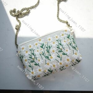 ハンドメイド 刺繍　バッグ　ハンドバッグ　花の刺繍　ショルダーバッグ ハンドメイド＃0059