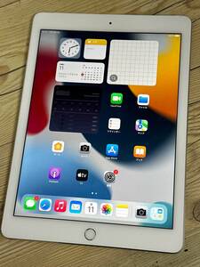 【美品♪】au Apple iPad Air 2 16GB Wi-Fi+Cellular A1567(MGH72J/A)判定〇/シルバー