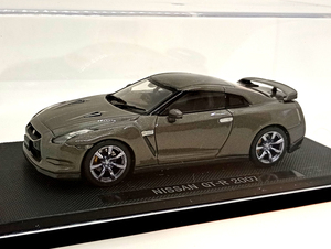 エブロ 1/43 日産 GT-R R35 (チタニウムグレー)