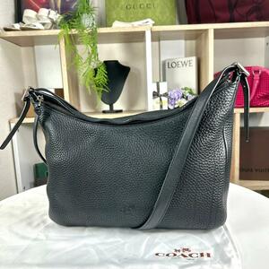 超美品 COACH ショルダーバッグ