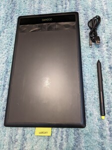 0605u2801　Wacom ペンタブレット Mサイズ ブラック フォトショップエレメンツ ペインターエッセンシャル Bamboo Fun CTH-670/K