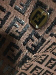 フェンディ　FENDI ズッカ柄　中綿　ジャケット　ブルゾン　ブラウンブラック　42