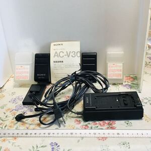 ソニー AC パワー アダプター バッテリー NP-77H NP-55 Sony AC-V30 AC Power Adaptor Bateery Pack 中古 現状渡し