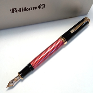 【plkf15】Pelikan　ペリカン　万年筆　スーベレーン M400　レッドストライプ　ピストン吸入式　 F細字　バイカラー　定価55,000円