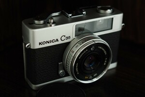 【完動品】フィルムカメラ　レンジファインダー機　Konica コニカC35　初期型　