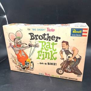 SL42 当時物 現状品 Revell Brother Rat Fink on a Bike エド・ロス大おじさんのラットフィンクとお化けバイク　プラモデル　フィギュア