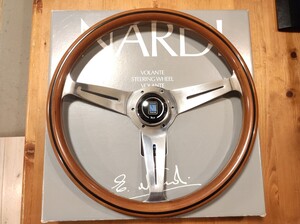 ナルディ NARDI クラシック ウッド ステアリング 36パイ ホーンボタン 付き　ハンドル　ヴィンテージ　