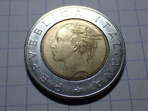 L-30 KM#111 [1991] Smal head / monument edges incuse / イタリア共和国 500リラ(500 ITL)バイメタル貨 世界の硬貨