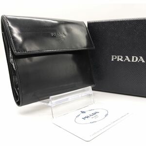 都会的な風格を纏う★　PRADA プラダ　三つ折り財布 エナメルレザー ウォレット コインケース カードケース 小銭入れ 札入れ 　黒