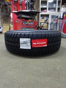 245/60R18　105Q　ブリヂストン　BLIZZAK　DM-V3　新品スタッドレス　１本　