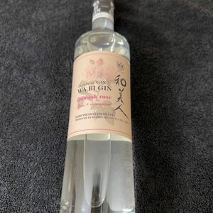 国産 クラフト ジン 和美人 ダマスクローズ 45% 495ml 本坊酒造 Japanese GIN バラ 緑茶 生姜 紫蘇 マルス