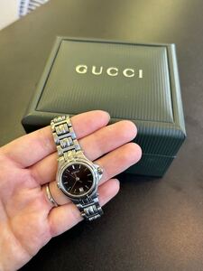 GUCCI 9040L 腕時計 動作未確認