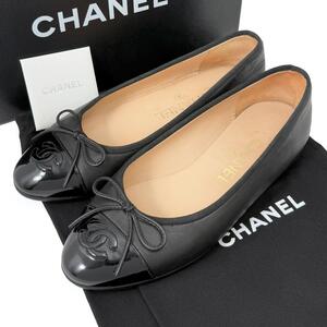 美品 シャネル バレリーナ パンプス フラットシューズ ココマーク リボン CHANEL バレエシューズ フラット ステッチ ラムレザー エナメル