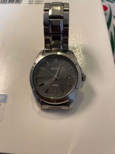 中古 メンズ男性 セイコー SEIKO 100M カレンダー付クオーツ腕時計 7N42-0FH0 アンティーク 画像で状態確認お願いします。