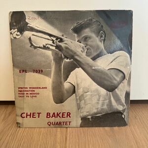 フランスオンリー　1954年　廃盤EP chet baker quartet / winter wonderland他　チェットベイカー　レコード　EPL7039