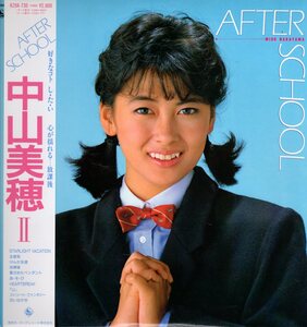 傷無帯付LP・中山美穂（AFTER SCHOOL）　ピンナップ付（4頁）　 