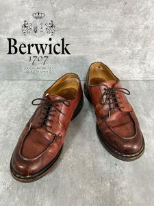 Berwick 1707 ドレスシューズ Uチップ 4477 ヴィブラム ソール