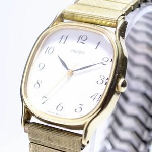 セイコー SEIKO 腕時計 5P31-5160 ゴールド クォーツ 3針 メンズ 白文字盤 動作品 2306005