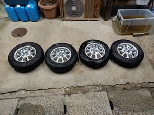 スタッドレスタイヤホイール4本セット　145/80/12　中古美品 