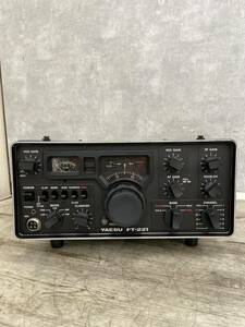 YAESU FT-221